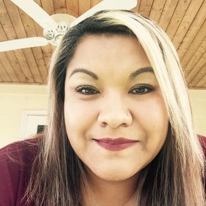 Meet your Posher, Magdalena